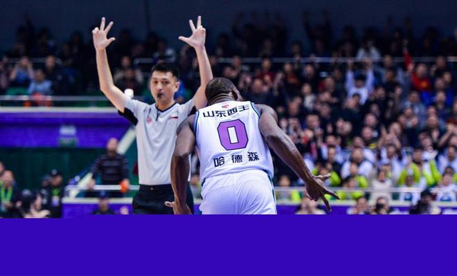 金年会官方-浙江队鏖战太阳，陶汉林状态火热