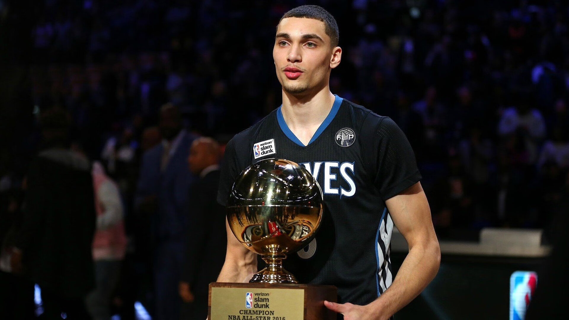 英超争冠之夜与塔图姆的教科书表现,体育史诗中的双重辉煌