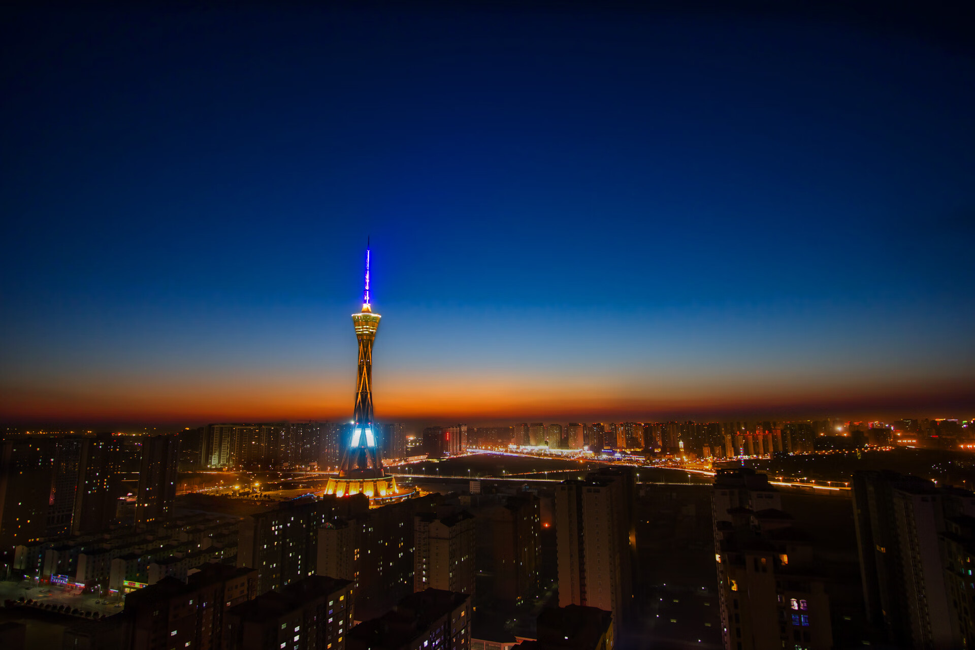 意甲焦点战般的世纪对决,中国足球稳稳拿下巴西的辉煌胜利